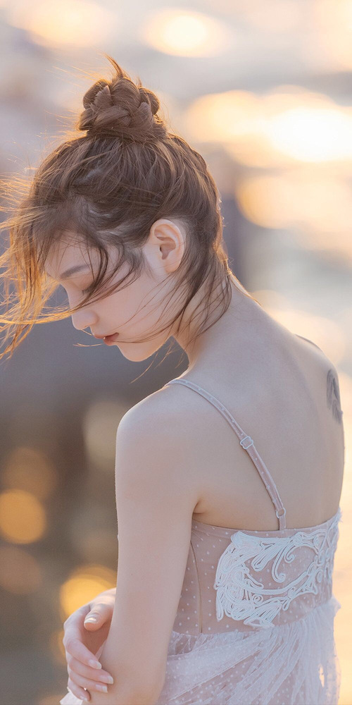 开云·体育全站登录地址-_趣味高尔夫：城市中的绿色慢节奏运动_，高尔夫慢动作图片